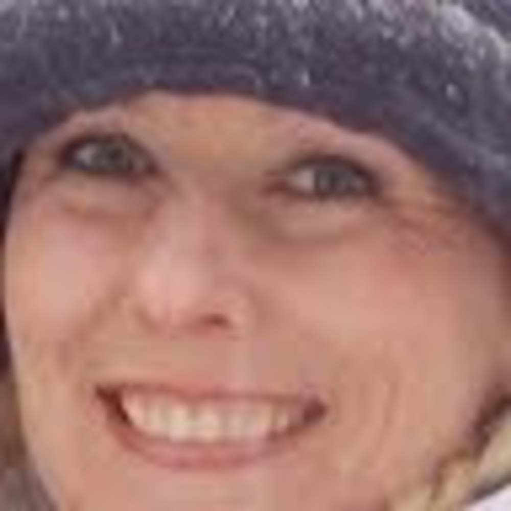 Meet your Posher, Debbie